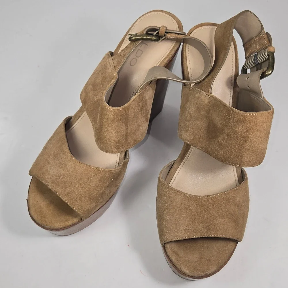 Aldo Tan Suede Platform Sandals Wood Grain Block‎ Heel Womens 7.5 Brass Buckle